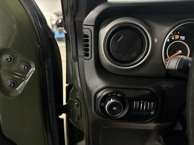 2022 Jeep Wrangler Base