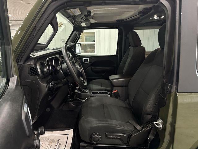 2022 Jeep Wrangler Base