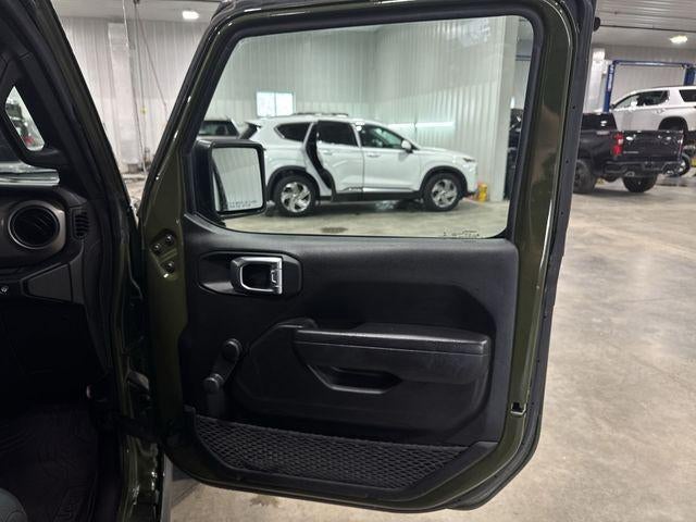 2022 Jeep Wrangler Base