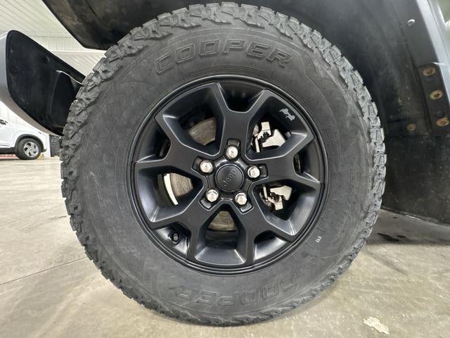 2022 Jeep Wrangler Base