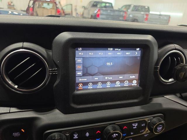 2018 Jeep Wrangler Unlimited Sahara 4x4