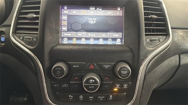 2018 Jeep Grand Cherokee Laredo 4x4 *Ltd Avail*