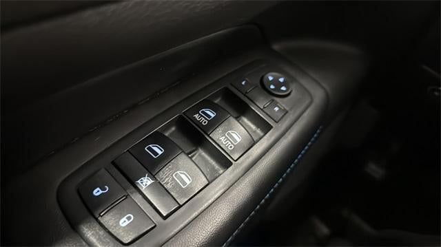 2018 Jeep Grand Cherokee Laredo 4x4 *Ltd Avail*