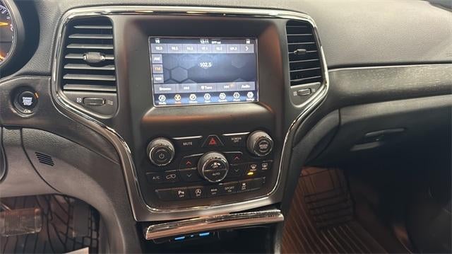 2018 Jeep Grand Cherokee Laredo 4x4 *Ltd Avail*