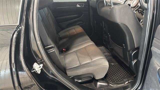 2018 Jeep Grand Cherokee Laredo 4x4 *Ltd Avail*