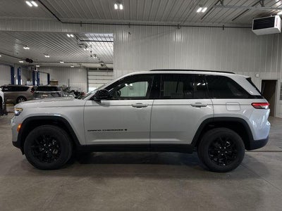 2025 Jeep Grand Cherokee Altitude 4x4