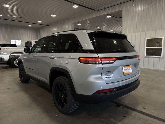2025 Jeep Grand Cherokee Altitude 4x4