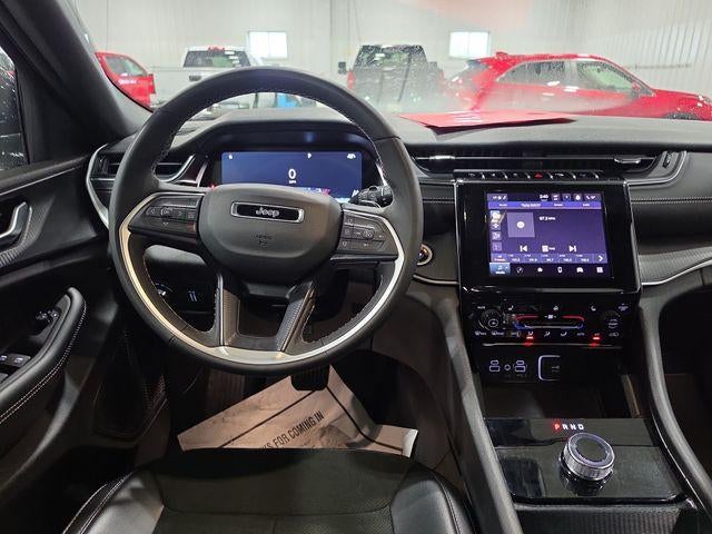 2025 Jeep Grand Cherokee Altitude 4x4