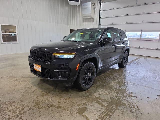 2025 Jeep Grand Cherokee Altitude 4x4
