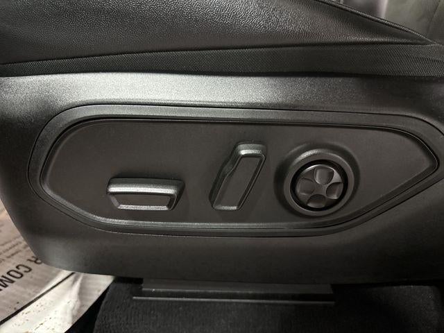 2025 Jeep Grand Cherokee Altitude 4x4