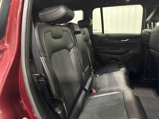 2025 Jeep Grand Cherokee Altitude 4x4