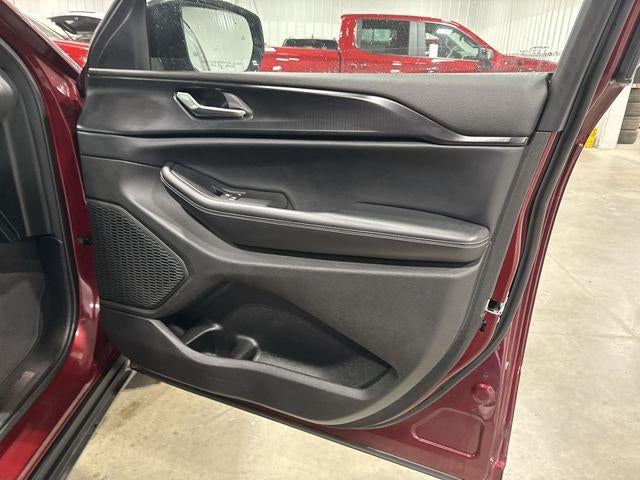 2025 Jeep Grand Cherokee Altitude 4x4