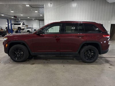 2025 Jeep Grand Cherokee Altitude 4x4