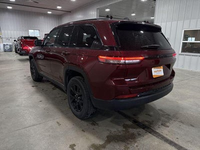 2025 Jeep Grand Cherokee Altitude 4x4