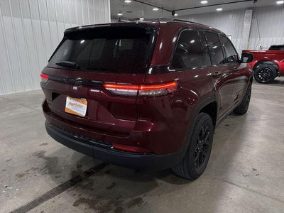 2025 Jeep Grand Cherokee Altitude 4x4