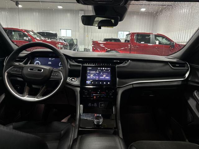 2025 Jeep Grand Cherokee Altitude 4x4