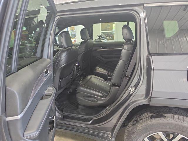 2025 Jeep Grand Cherokee L Limited 4x4