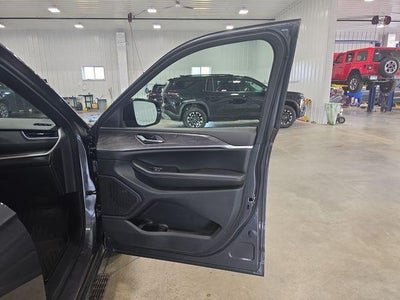 2025 Jeep Grand Cherokee L Limited 4x4