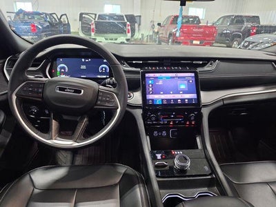 2025 Jeep Grand Cherokee L Limited 4x4