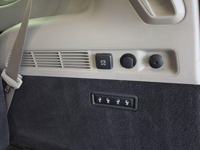 2023 Jeep Grand Wagoneer Base