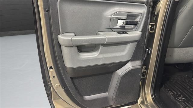 2015 RAM 1500 4WD Quad Cab 6.4 Ft Box Outdoorsman