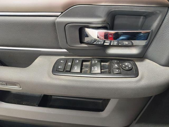 2016 RAM 1500 4WD Quad Cab 6.4 Ft Box Big Horn