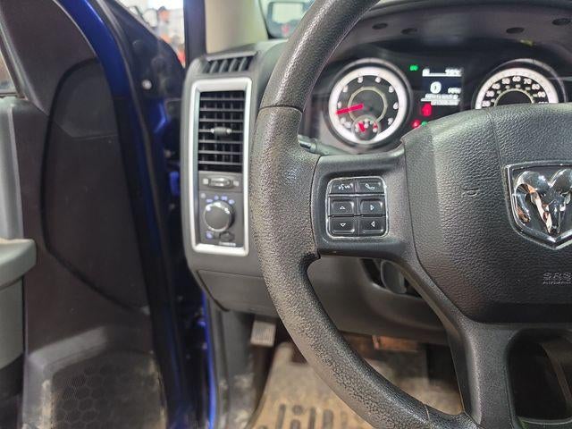 2016 RAM 1500 4WD Quad Cab 6.4 Ft Box SLT