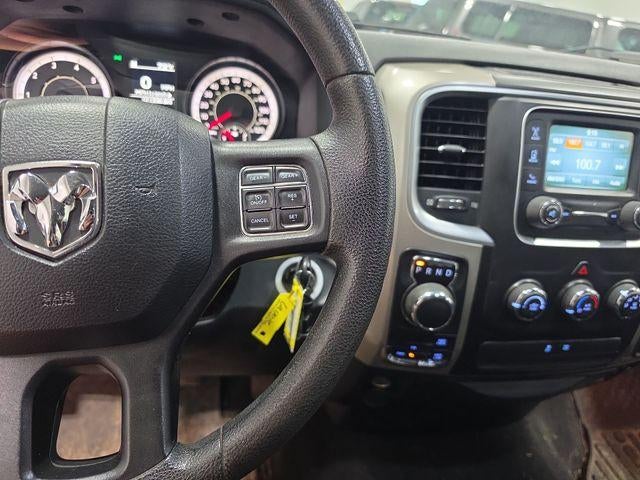 2016 RAM 1500 4WD Quad Cab 6.4 Ft Box SLT