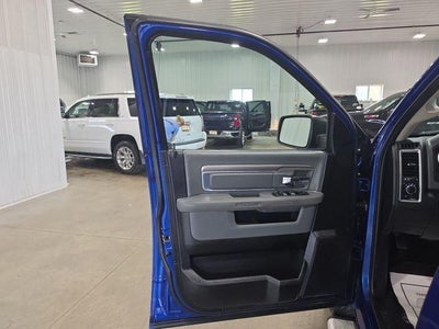 2016 RAM 1500 4WD Quad Cab 6.4 Ft Box SLT