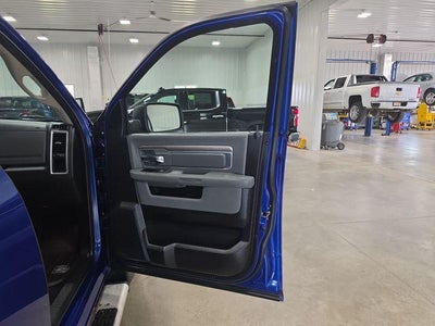 2016 RAM 1500 4WD Quad Cab 6.4 Ft Box SLT