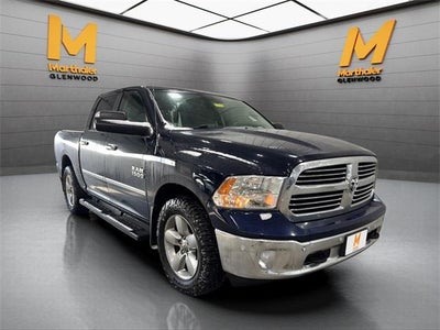 2014 RAM 1500 4WD Crew Cab 5.7 Ft Box Big Horn