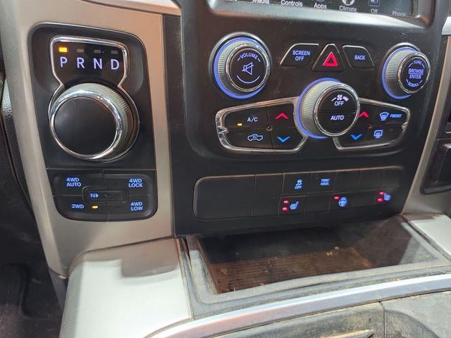 2015 RAM 1500 4WD Crew Cab 5.7 Ft Box Big Horn