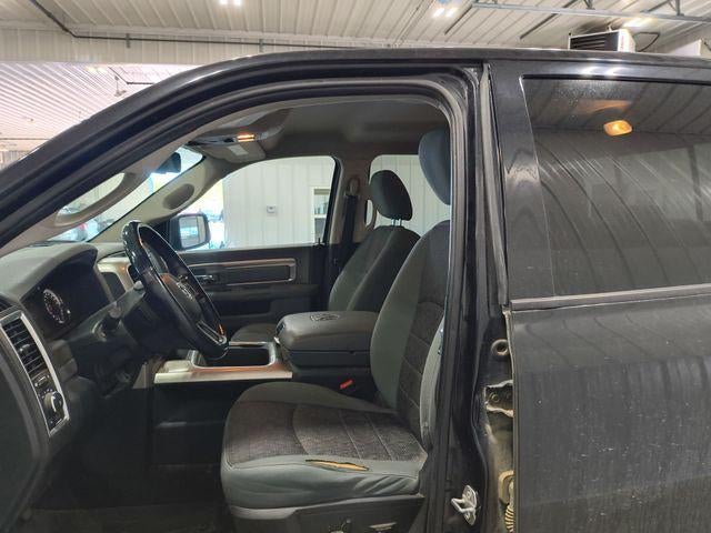 2017 RAM 1500 Big Horn 4x4 Crew Cab 5'7" Box