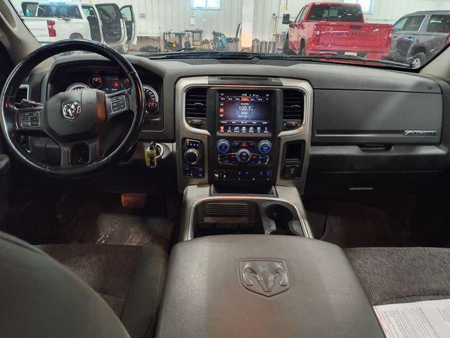 2017 RAM 1500 Big Horn 4x4 Crew Cab 5'7" Box
