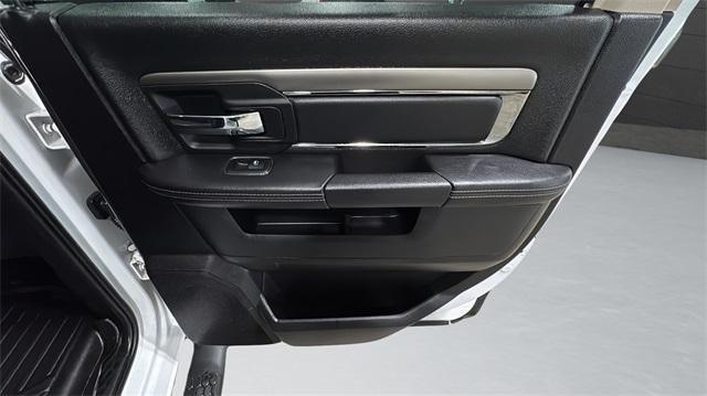 2018 RAM 1500 Night 4x4 Crew Cab 5'7" Box *Ltd Avail*