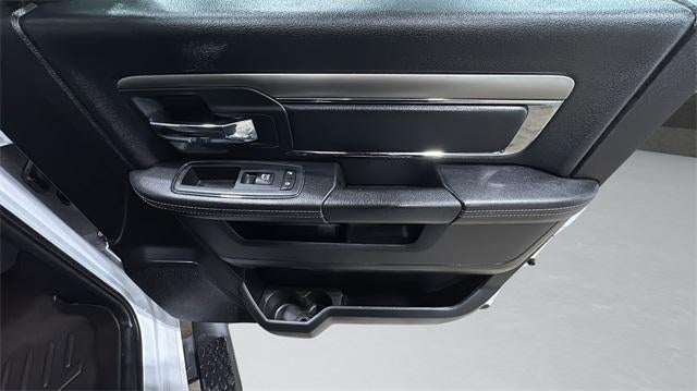 2018 RAM 1500 Night 4x4 Crew Cab 5'7" Box *Ltd Avail*