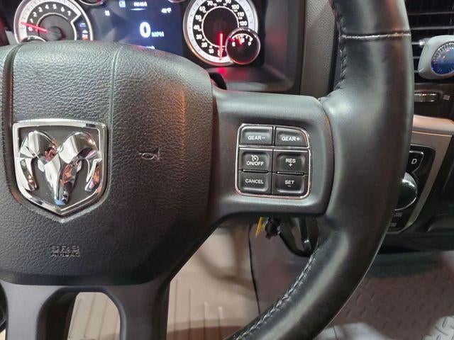 2016 RAM 1500 4WD Crew Cab 6.4 Ft Big Horn