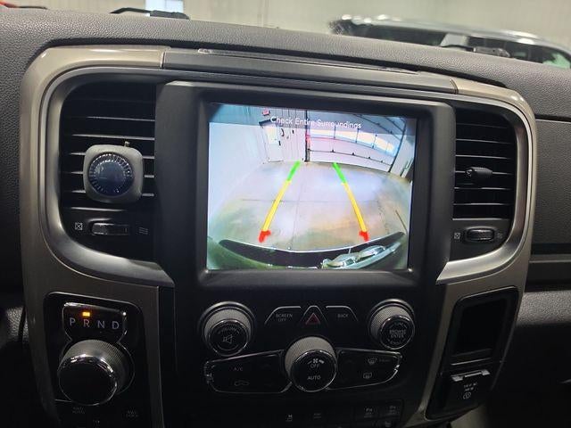 2016 RAM 1500 4WD Crew Cab 6.4 Ft Big Horn