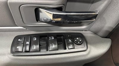 2015 RAM 1500 4WD Crew Cab 6.4 Ft Big Horn