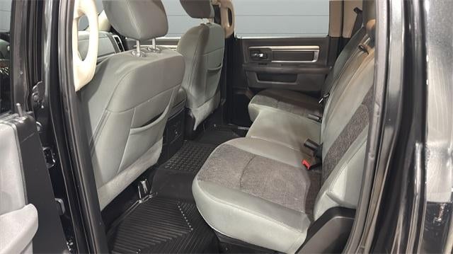 2015 RAM 1500 4WD Crew Cab 6.4 Ft Big Horn