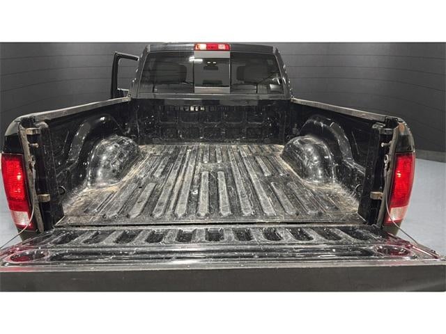 2015 RAM 1500 4WD Crew Cab 6.4 Ft Big Horn