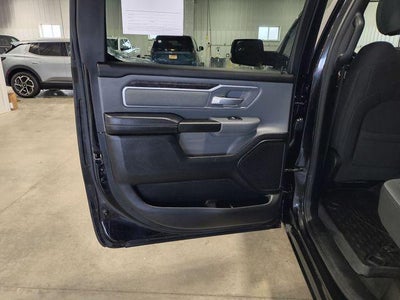 2022 RAM 1500 Big Horn 4x4 Crew Cab 5'7" Box