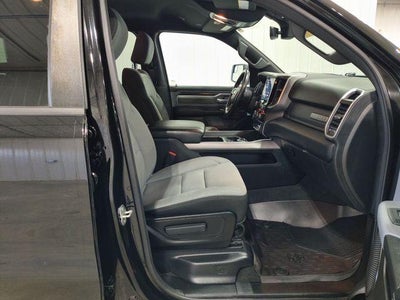 2022 RAM 1500 Big Horn 4x4 Crew Cab 5'7" Box