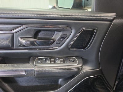 2022 RAM 1500 Limited 4x4 Crew Cab 5'7" Box