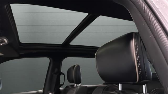 2019 RAM 1500 Limited 4x4 Crew Cab 5'7" Box