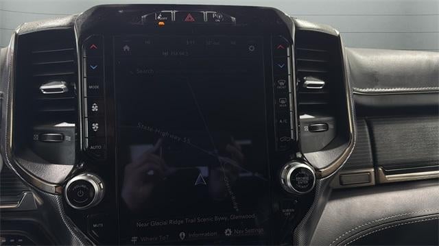 2019 RAM 1500 Limited 4x4 Crew Cab 5'7" Box