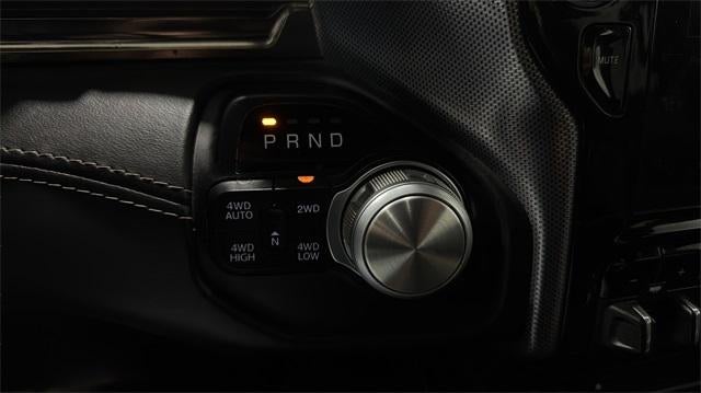 2019 RAM 1500 Limited 4x4 Crew Cab 5'7" Box