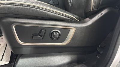 2019 RAM 1500 Limited 4x4 Crew Cab 5'7" Box