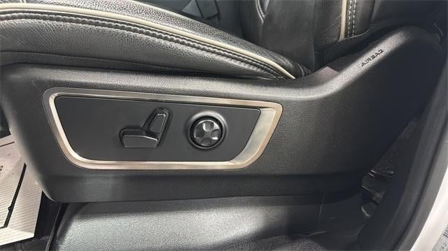 2019 RAM 1500 Limited 4x4 Crew Cab 5'7" Box