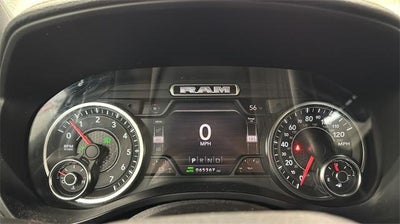 2020 RAM 1500 Laramie 4x4 Crew Cab 5'7" Box